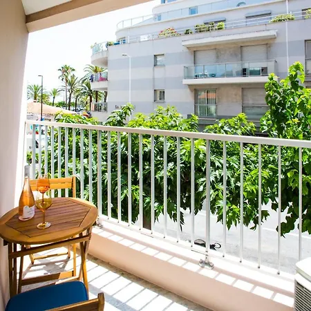 Romantic Sea View Studio, Steps Away From The Beach Antibes Buitenkant foto